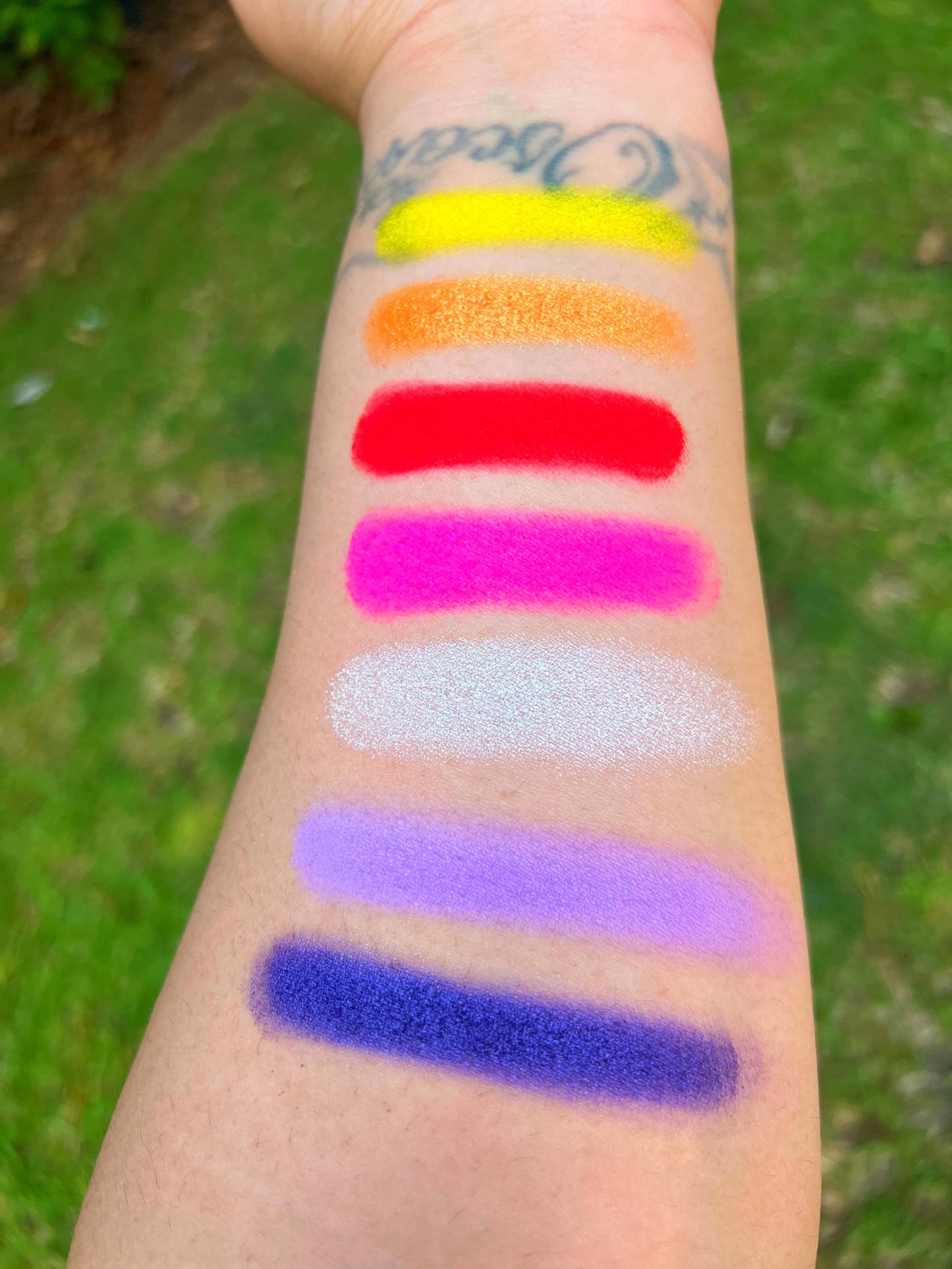 Good Vibrations 21 Pan Eyeshadow Palette