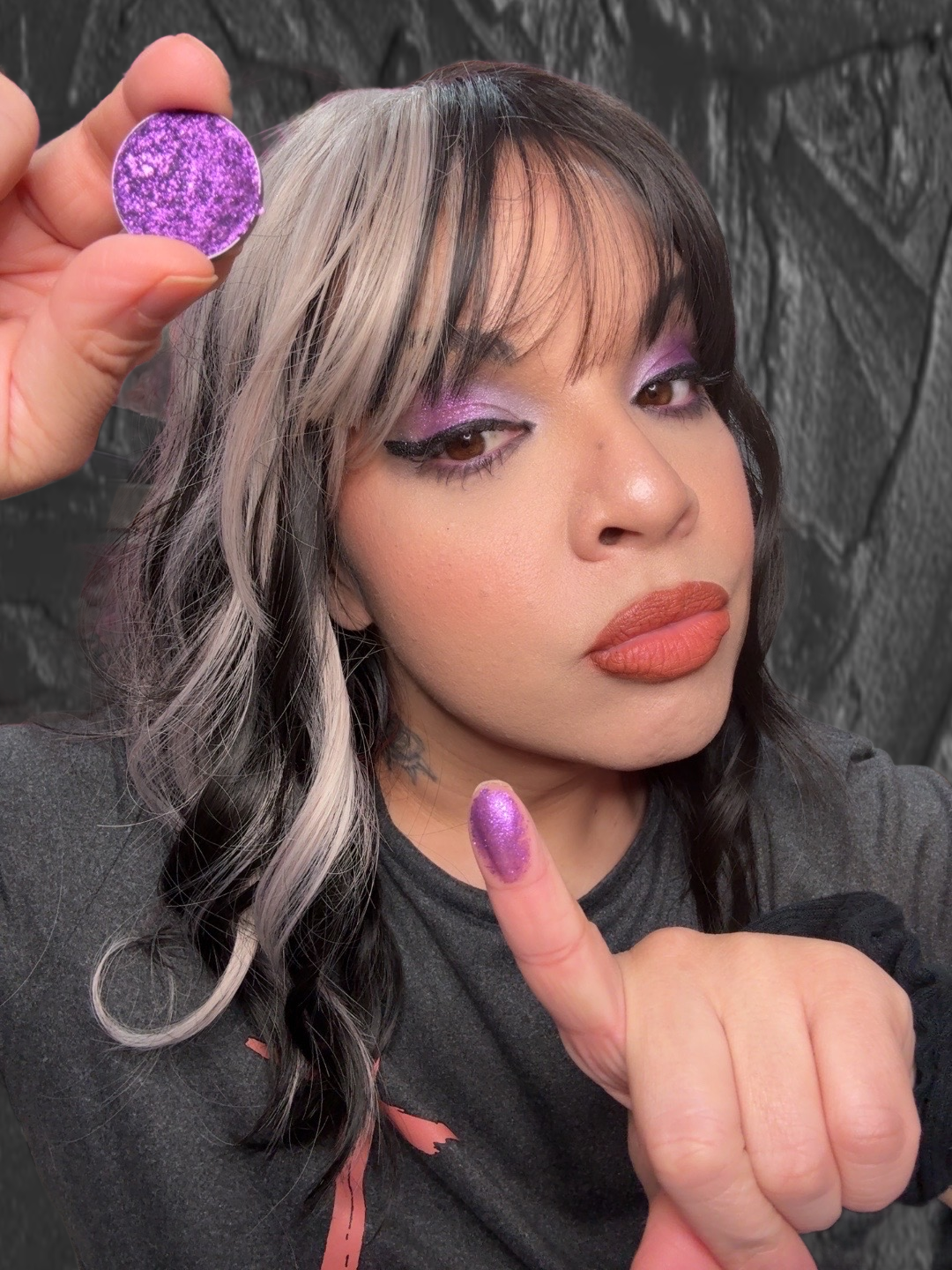 Dazzling Shimmer Eyeshadow