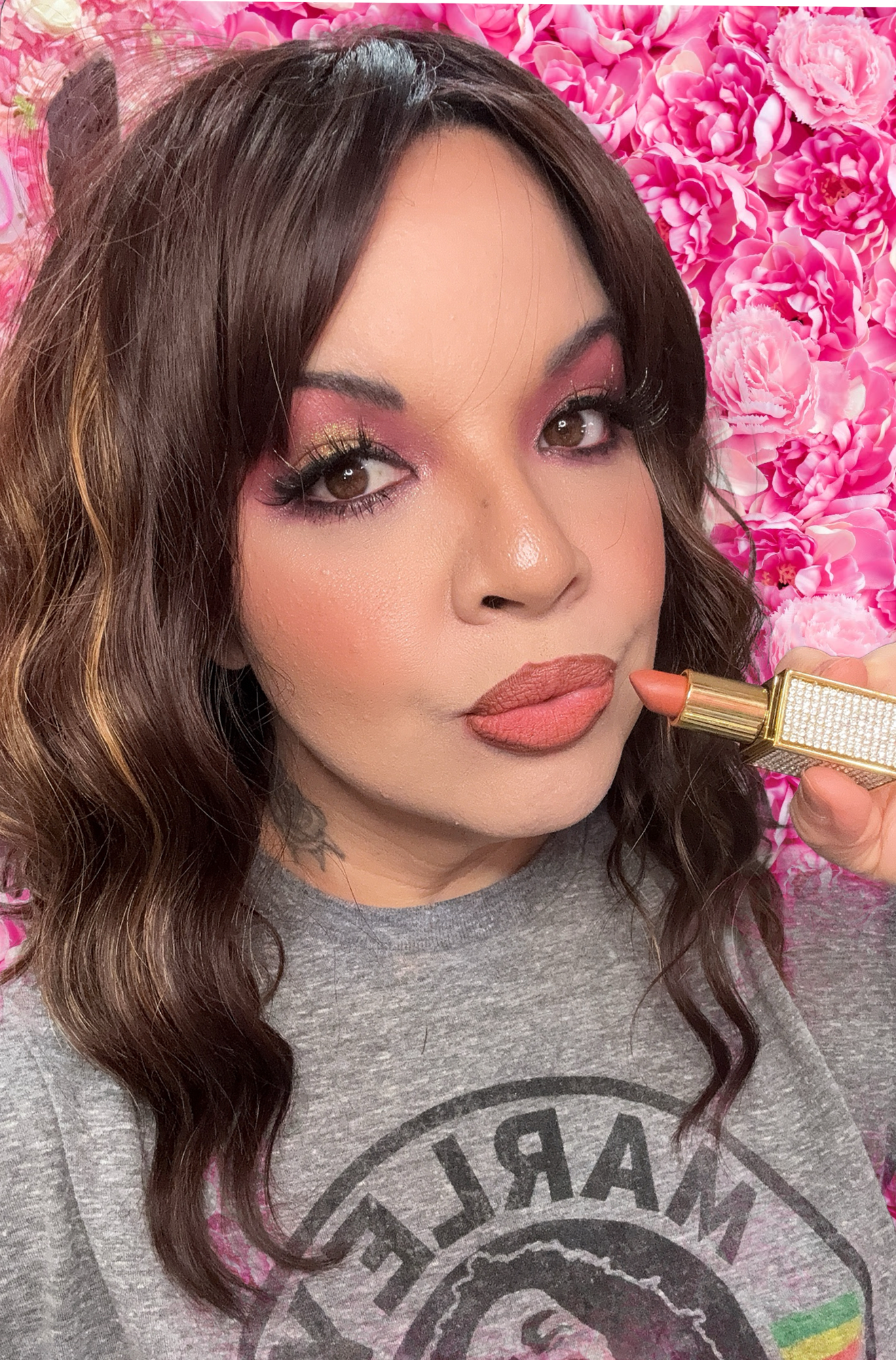 No Strings Semi-Matte Lipstick Tube