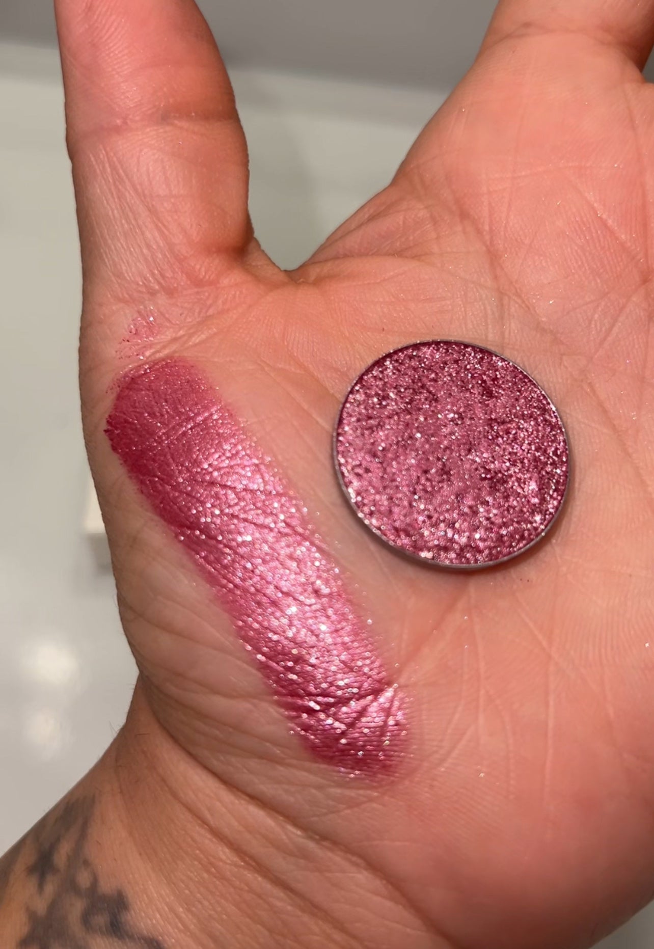 Dazzling Shimmer Eyeshadow