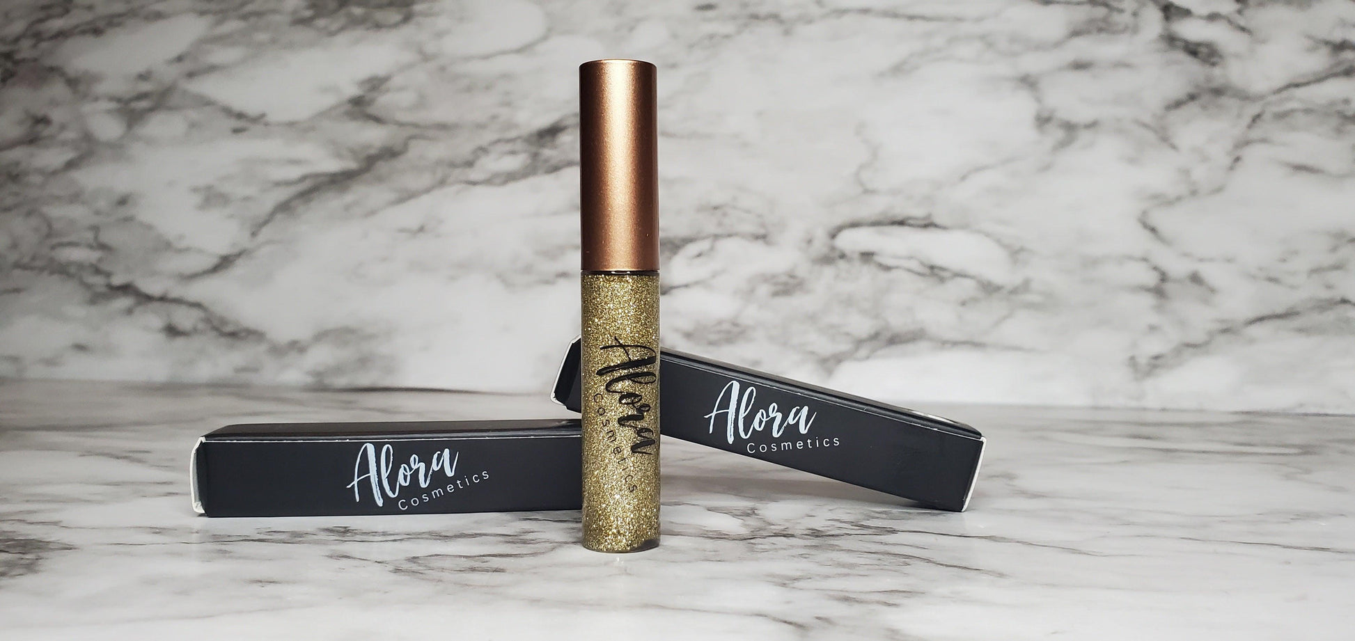 18 K Gold Glitter Liner - AloraCosmetics