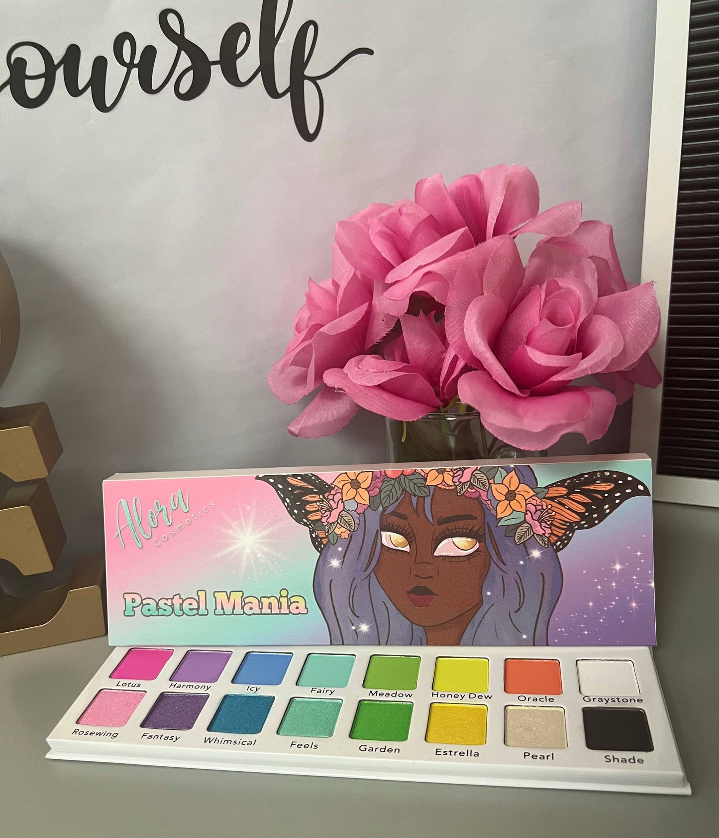 Pastel Mania Eyeshadow Palette