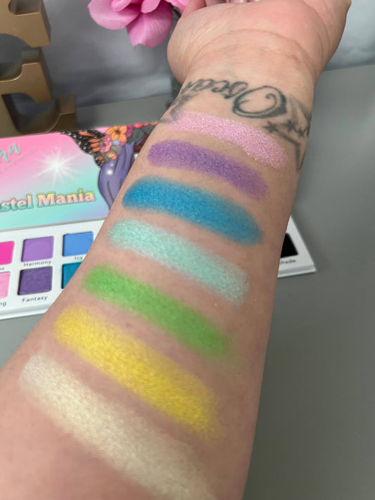 Pastel Mania Eyeshadow Palette