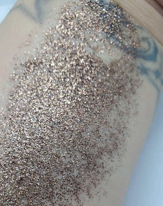 Coco Glittern - AloraCosmetics