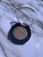 Load image into Gallery viewer, Dazzling Shimmer Eyeshadow
