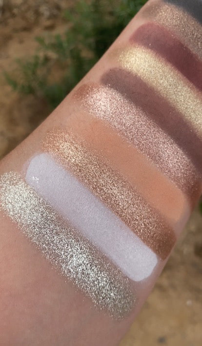 Perfection Dazzling Shimmer Eyeshadow Palette