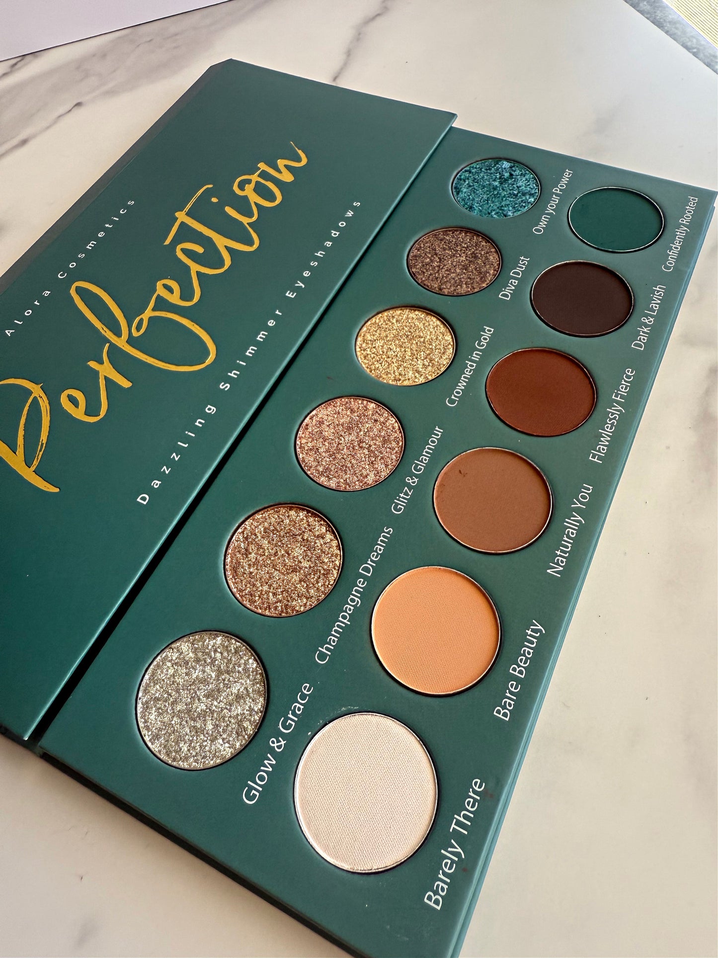 Perfection Dazzling Shimmer Eyeshadow Palette