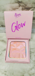 Glow Pink Hue Highlighter - AloraCosmetics  