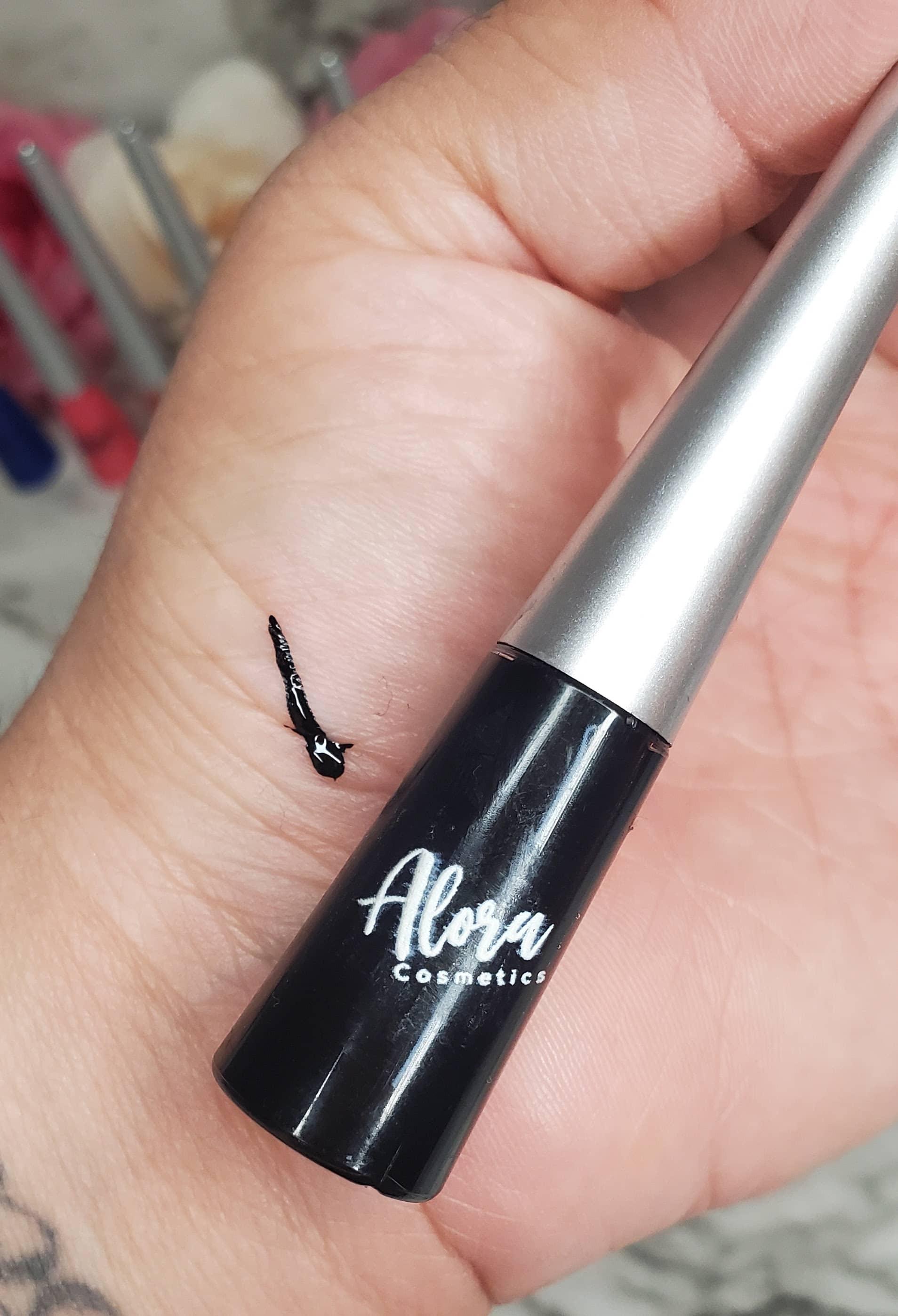 Black Waterproof Liquid Eyeliner - AloraCosmetics  