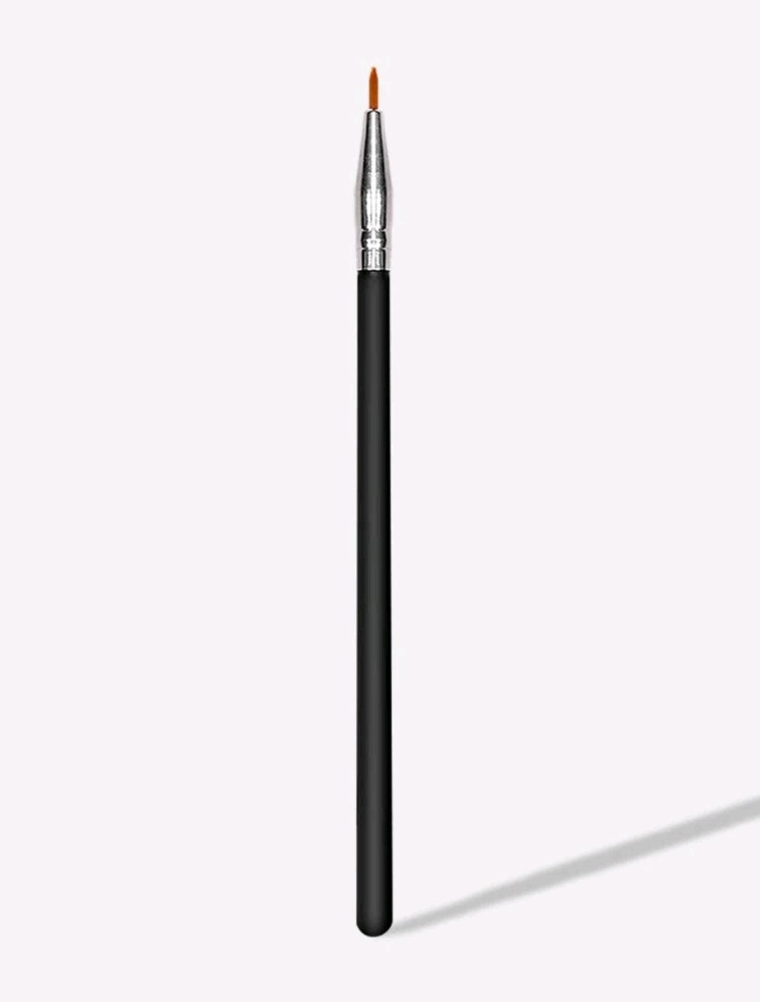 Fine Eyeliner Brush - AloraCosmetics  