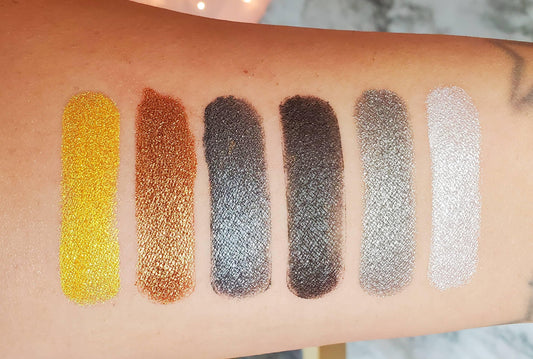 Smokey Eye Pigment Stack - AloraCosmetics  