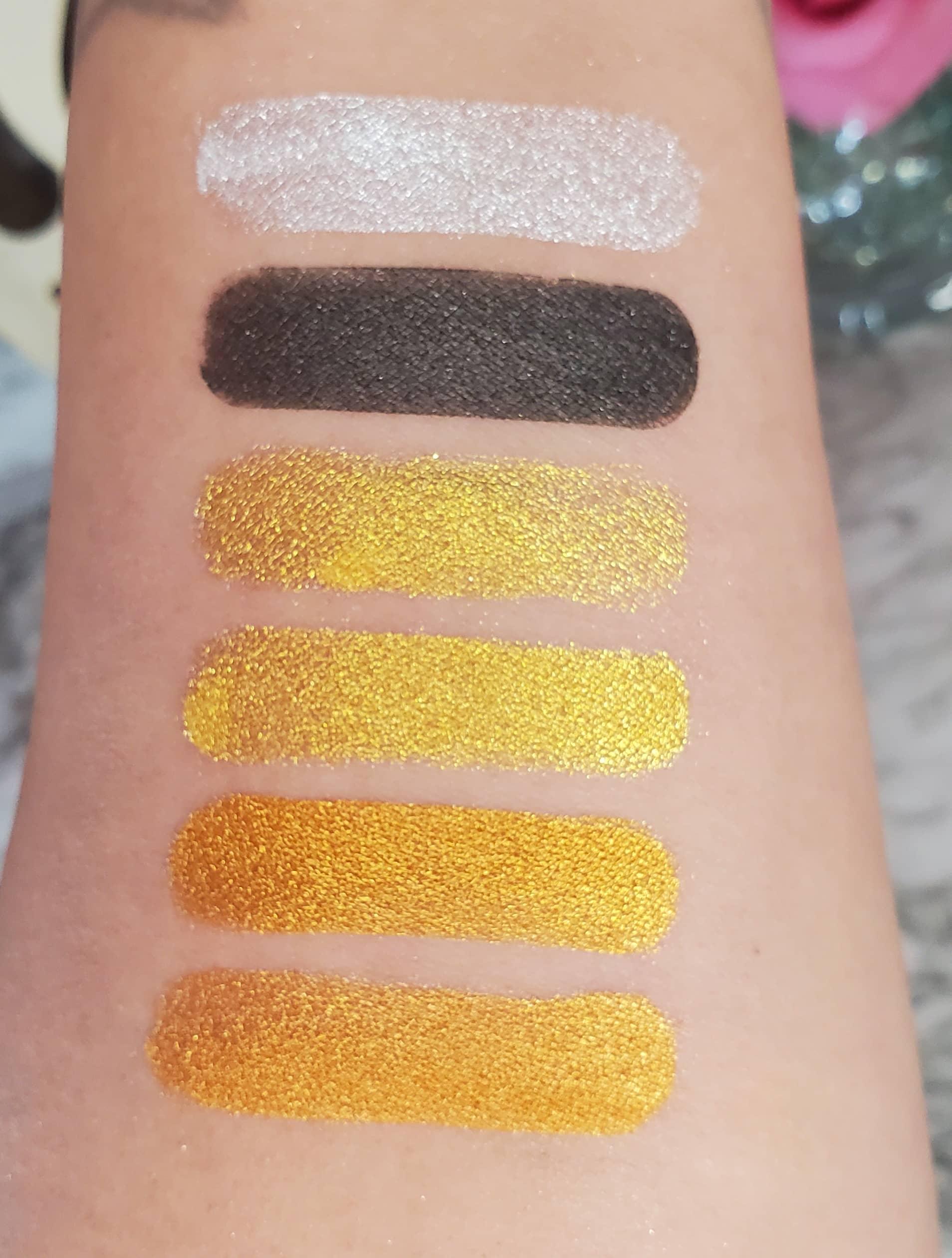 Gold Pigments Stack - AloraCosmetics  
